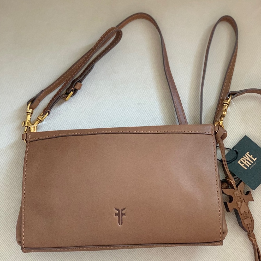 Frye Carson leather crossbody bag in cognac